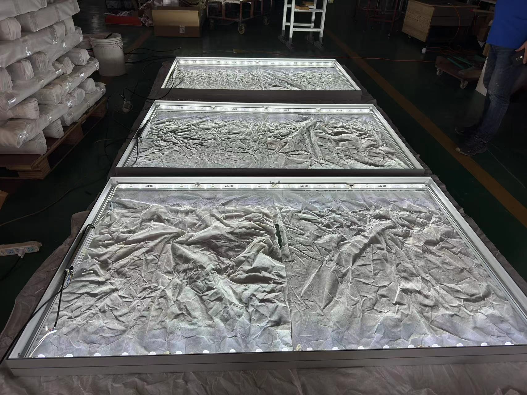 Freestanding Fabric light boxes