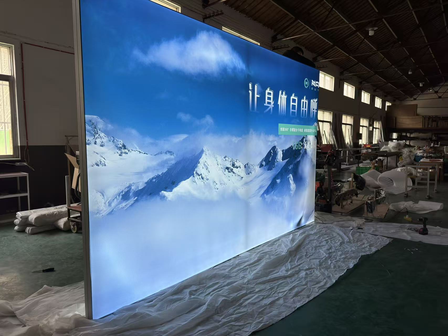 Freestanding fabric light box with high quality
