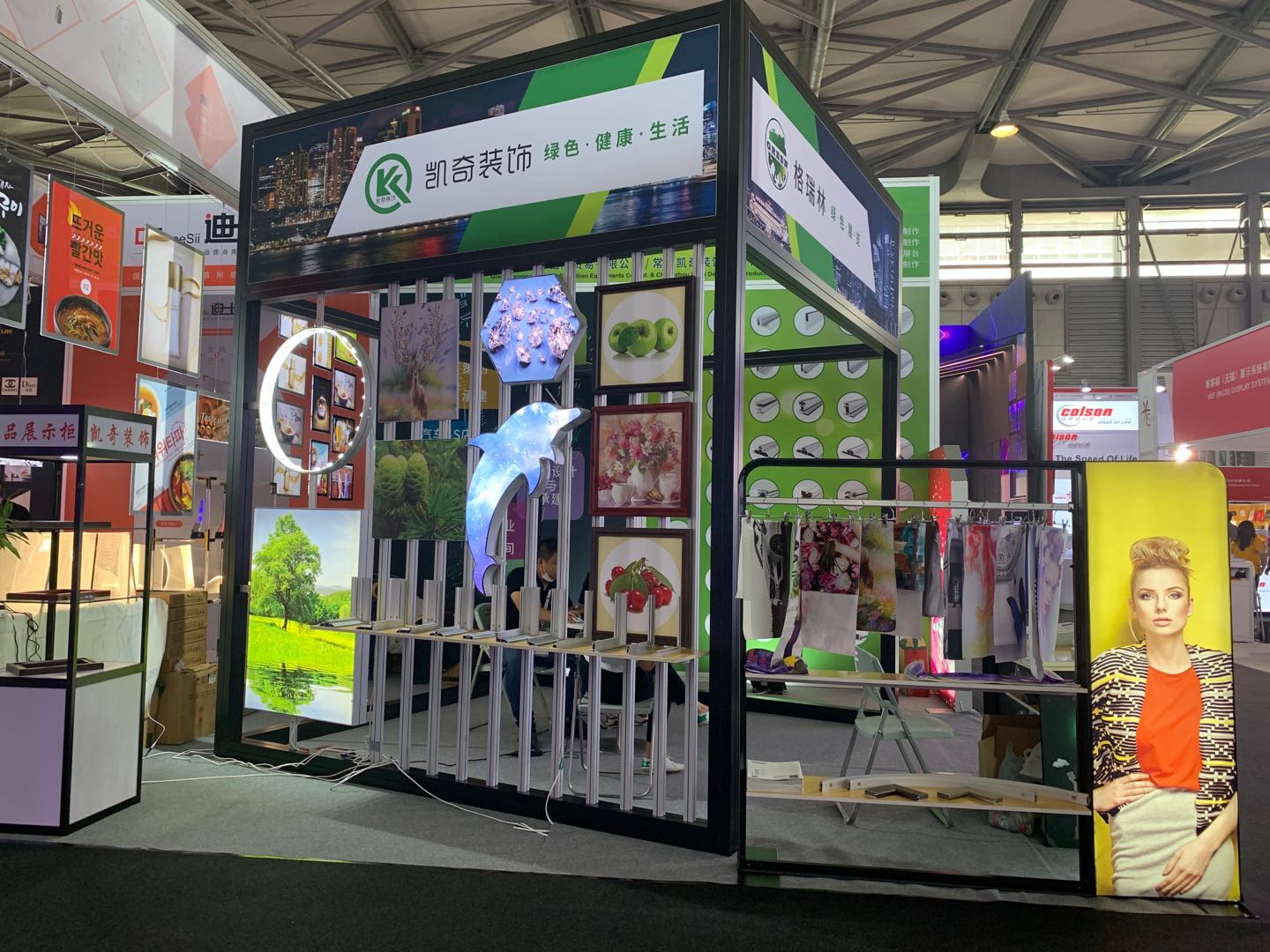 Exhibition booth manufacturer teaches you to build economical and practical exhibition booths