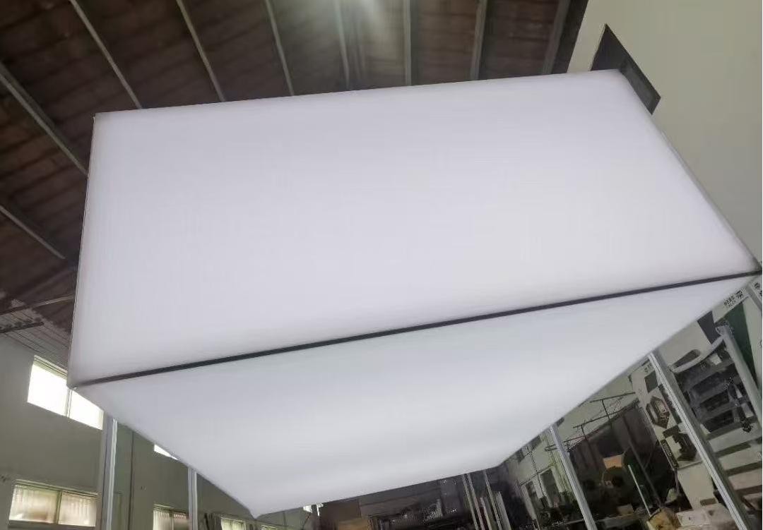 img of Aluminum Seg Frame Cubic ceiling light box