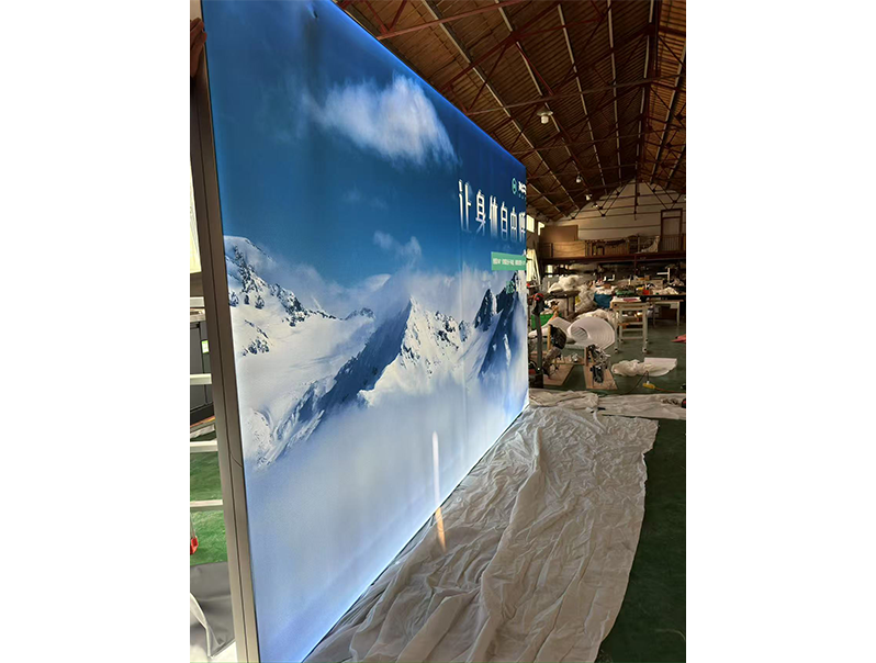 100mm Freestanding SEG fabric light box