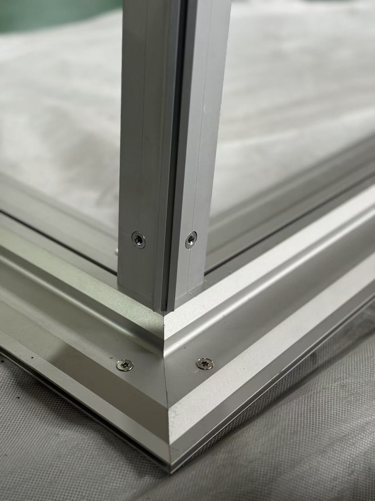 Hanging SEG Profile Light Box