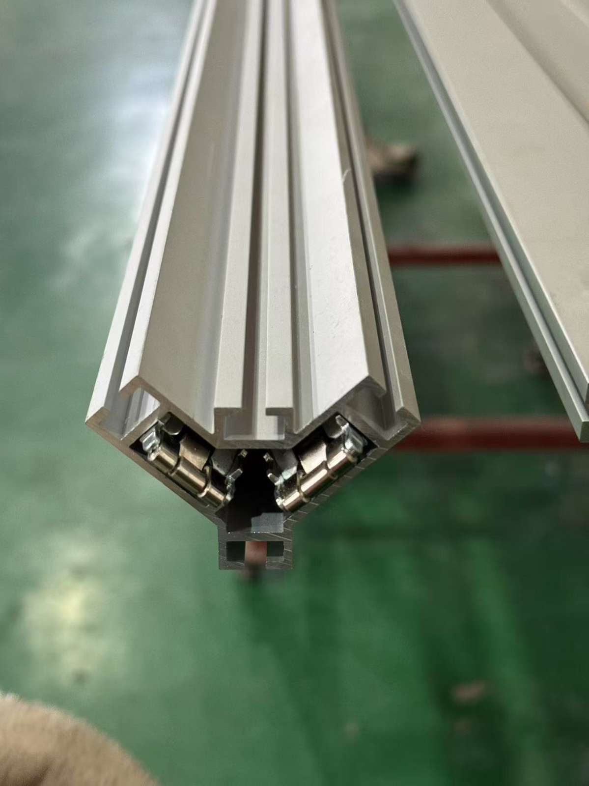 Hanging SEG Profile Light Box